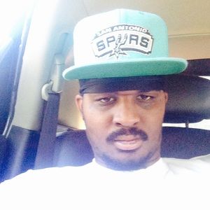 Meet your Posher, Dion