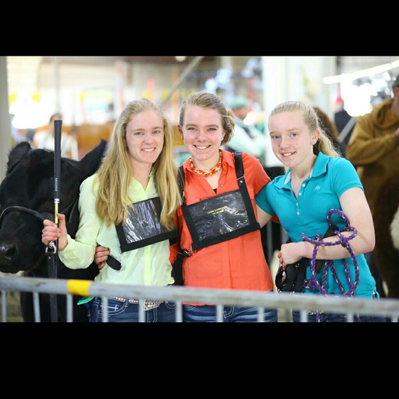 Meet your Posher, Emily