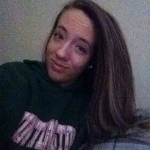 Meet your Posher, Samantha nicole