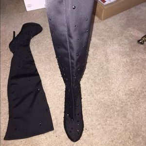 High thigh boots with sparkle