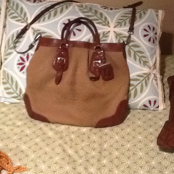 PRADA BAG. SOLD - Picture 3 of 4