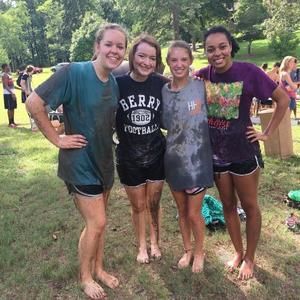 Meet your Posher, Isabelle