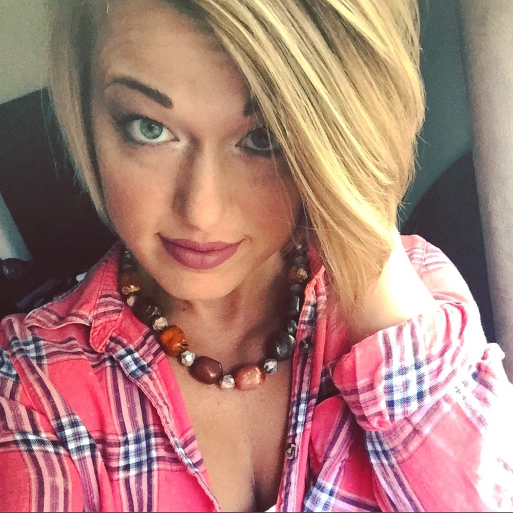 Meet your Posher, Tiffany