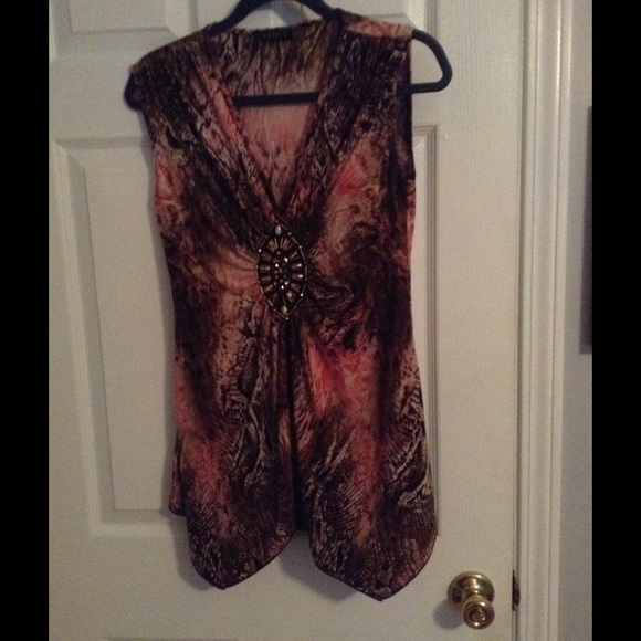 Ladies multicolored Blouse with embellishment