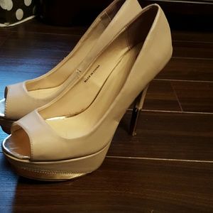 Nude heels 2b bebe