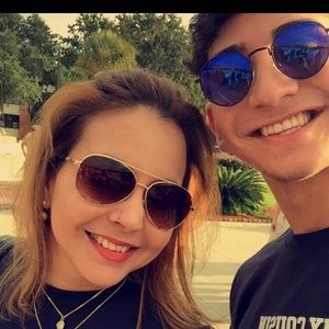 Meet your Posher, Sara