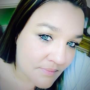 Meet your Posher, Bobbie