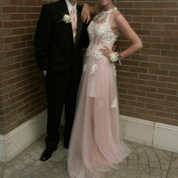 The Ultimate prom dress from 2015 collection - Picture 2 of 4