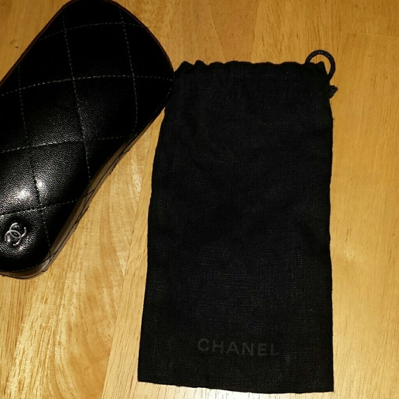 Chanel sunglasses drawstring case