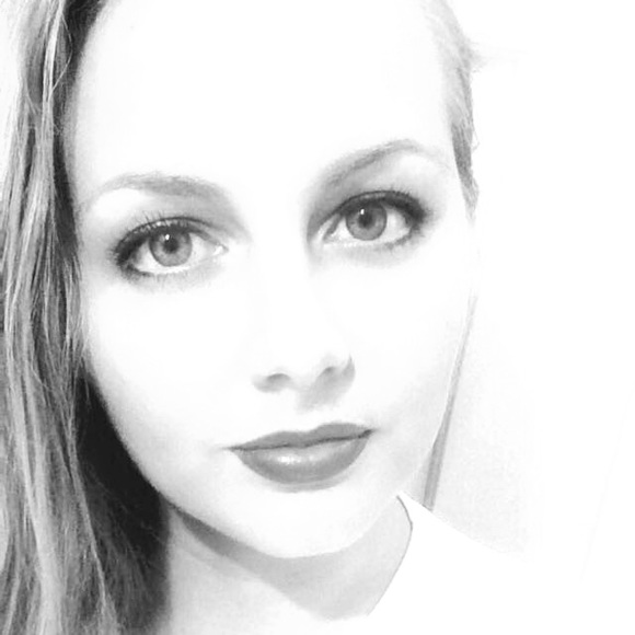 Meet your Posher, Kaytie