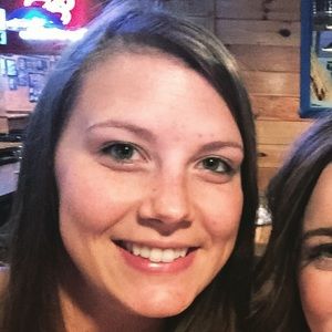 Meet your Posher, Apolena