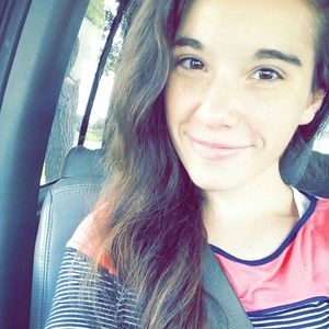 Meet your Posher, Alicia