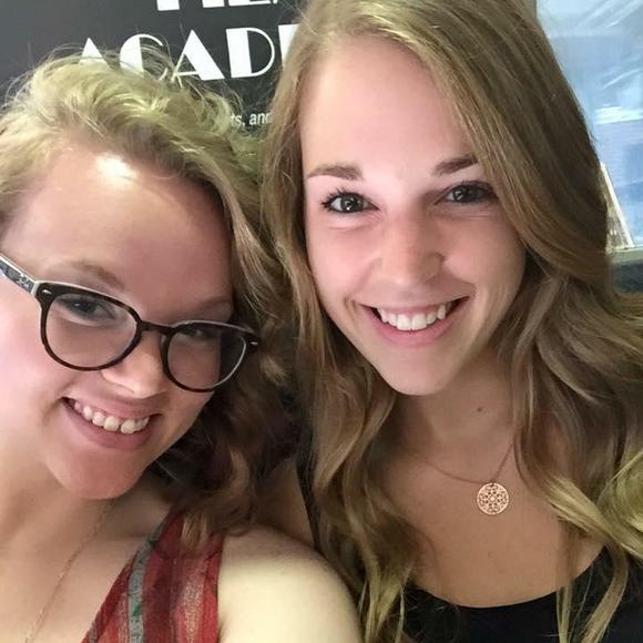 Meet your Posher, Samantha