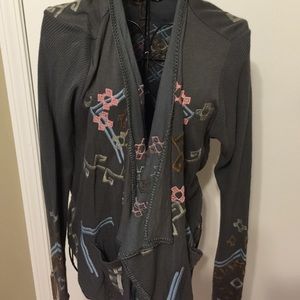 Exvlusive Biya wrap jacket