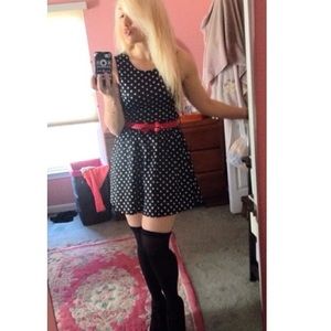 Very cute poka dot dress!