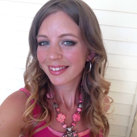 Meet your Posher, Criss - Picture 3 of 3