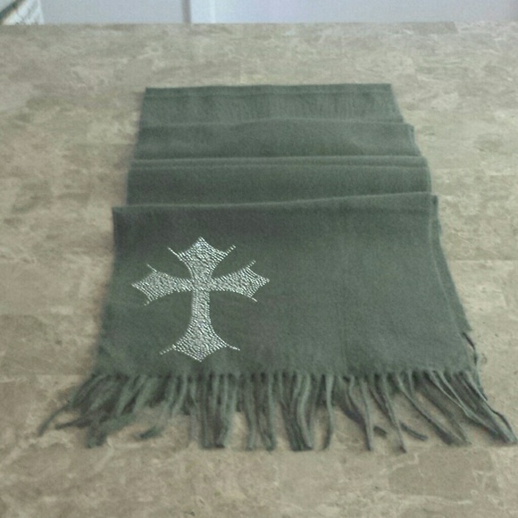 Gray Neck Scarf