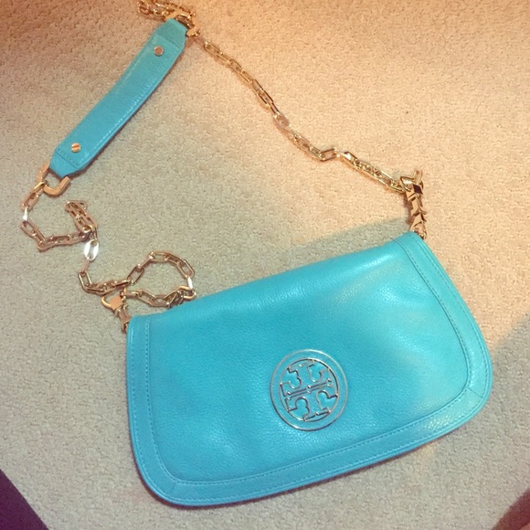 Tory burch clutch
