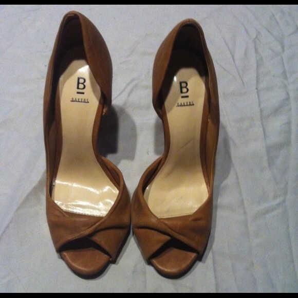 Brown leather peep toe heels