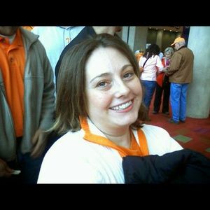 Meet your Posher, Leigh ann