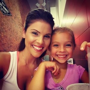 Meet your Posher, Roxanne