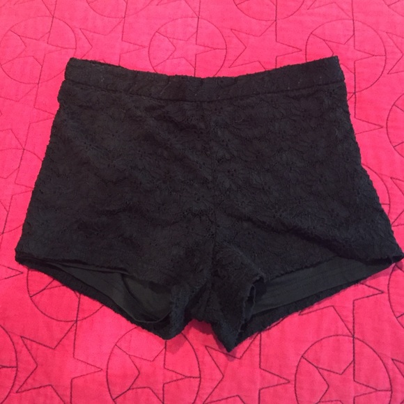 Free People high waisted lace shorts