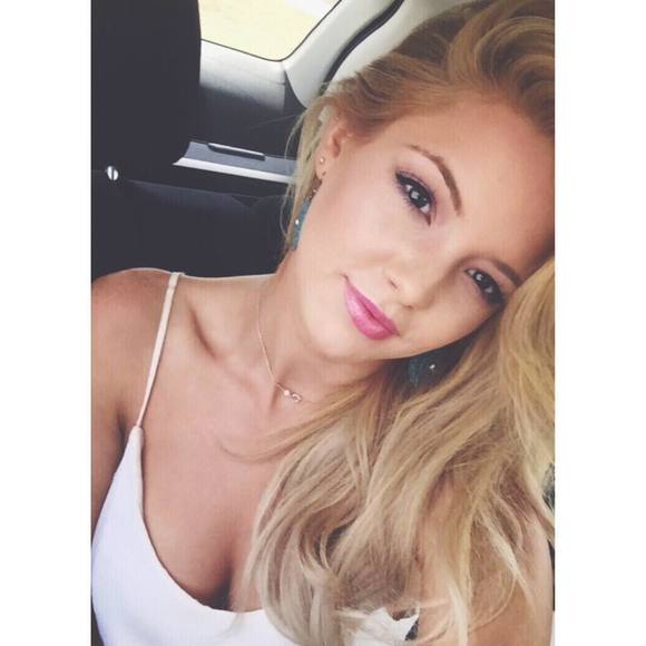 Meet your Posher, Michele