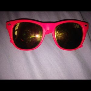 pink sunglasses💕
