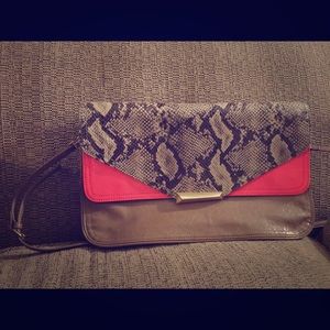 Gianni Bini Purse