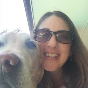 Meet your Posher, Becca