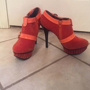 👠💋HP✨✨ Orange Platform heels