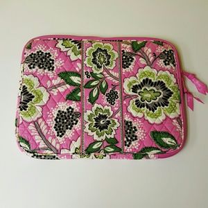 Vera Bradley laptop sleeve in Priscilla Pink