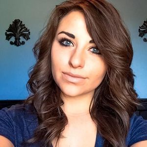 Meet your Posher, Angelic