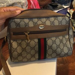 Authentic Vintage Gucci bag with certification
