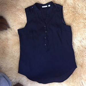 🎉SALE🎉 Dressy, navy blue tank.