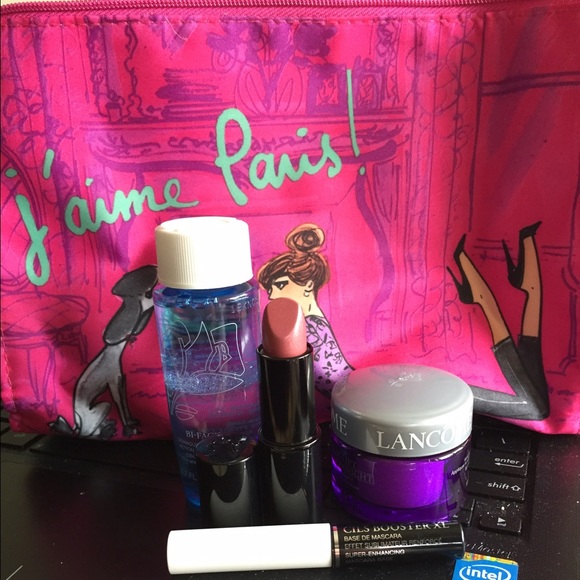 Lancôme makeup set with large makeup bag