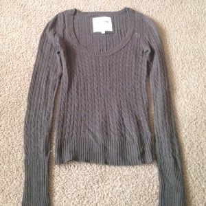 Abercrombie & Fitch sweater