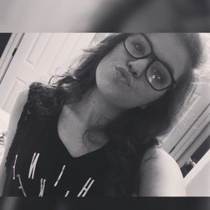 Meet your Posher, Savannah