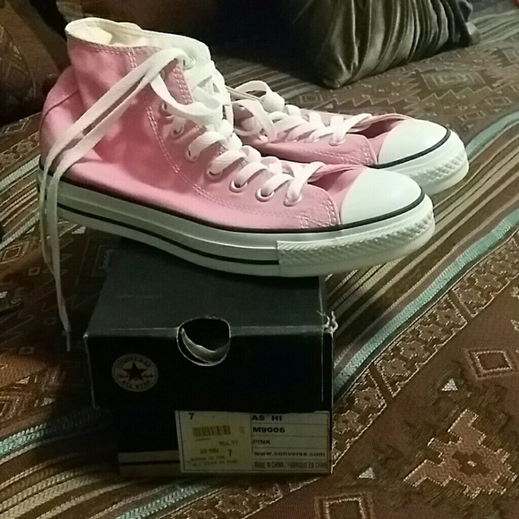 Converse Shoes - Converse high tops
