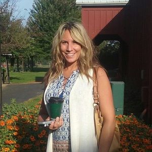 Meet your Posher, Courtney