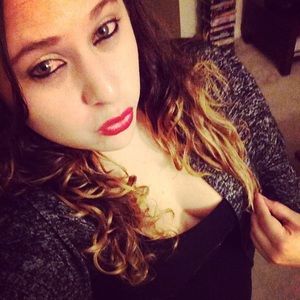 Meet your Posher, Joseline