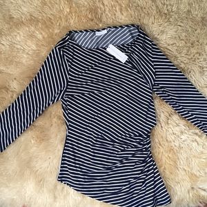 🎉SALE🎉 Navy and white stripped blouse