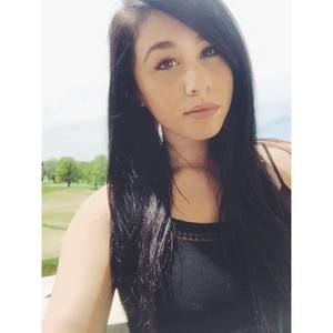 Meet your Posher, Chireé