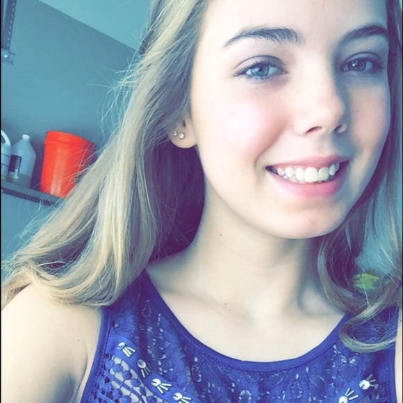 Meet your Posher, Anna