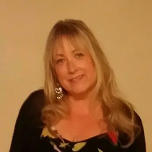 Meet your Posher, Janet