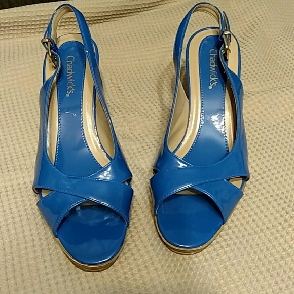 Shoe - Picture 2 of 4