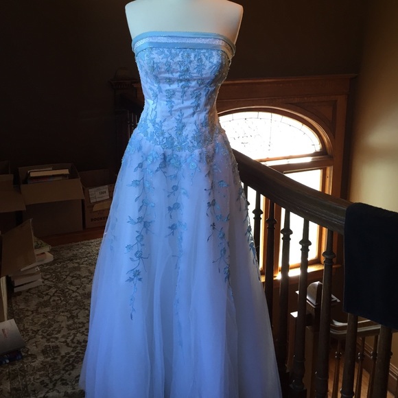Jovani Dresses & Skirts - Jovani prom or wedding dress