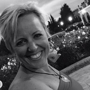 Meet your Posher, Sharon