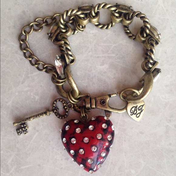 BETSEY School Girl Chunky Chain Heart&Key Bracelet