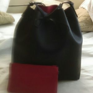 Forever 21 bucket bag